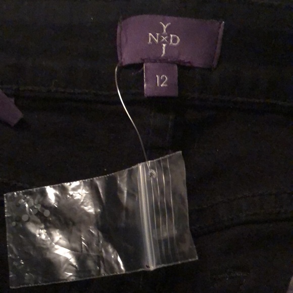 NWOT NYDJ black jeans/leggings with sparkly beaded tuxedo stripe down leg - Picture 5 of 9